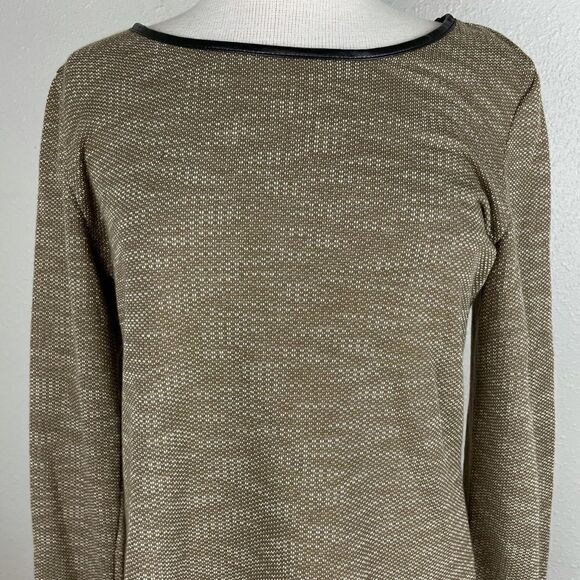 NWT Passports Long Sleeve Top Size L - Picture 2 of 9
